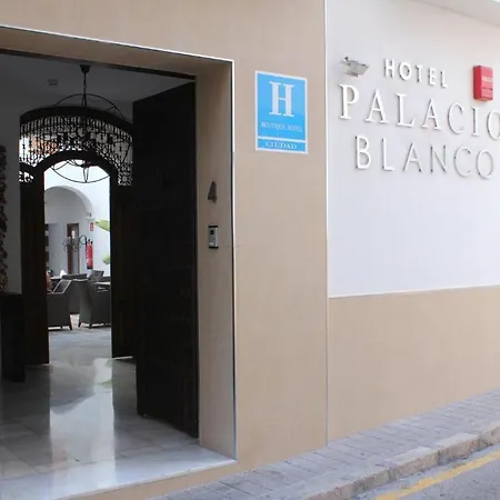 Palacio Blanco 3*