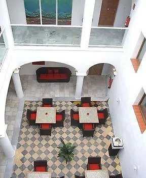 Palacio Blanco 3* 벨레즈 말라가